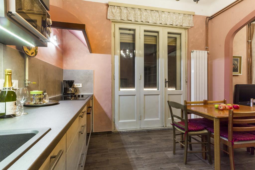 Spacious & Smart Center Apartment 普拉 外观 照片